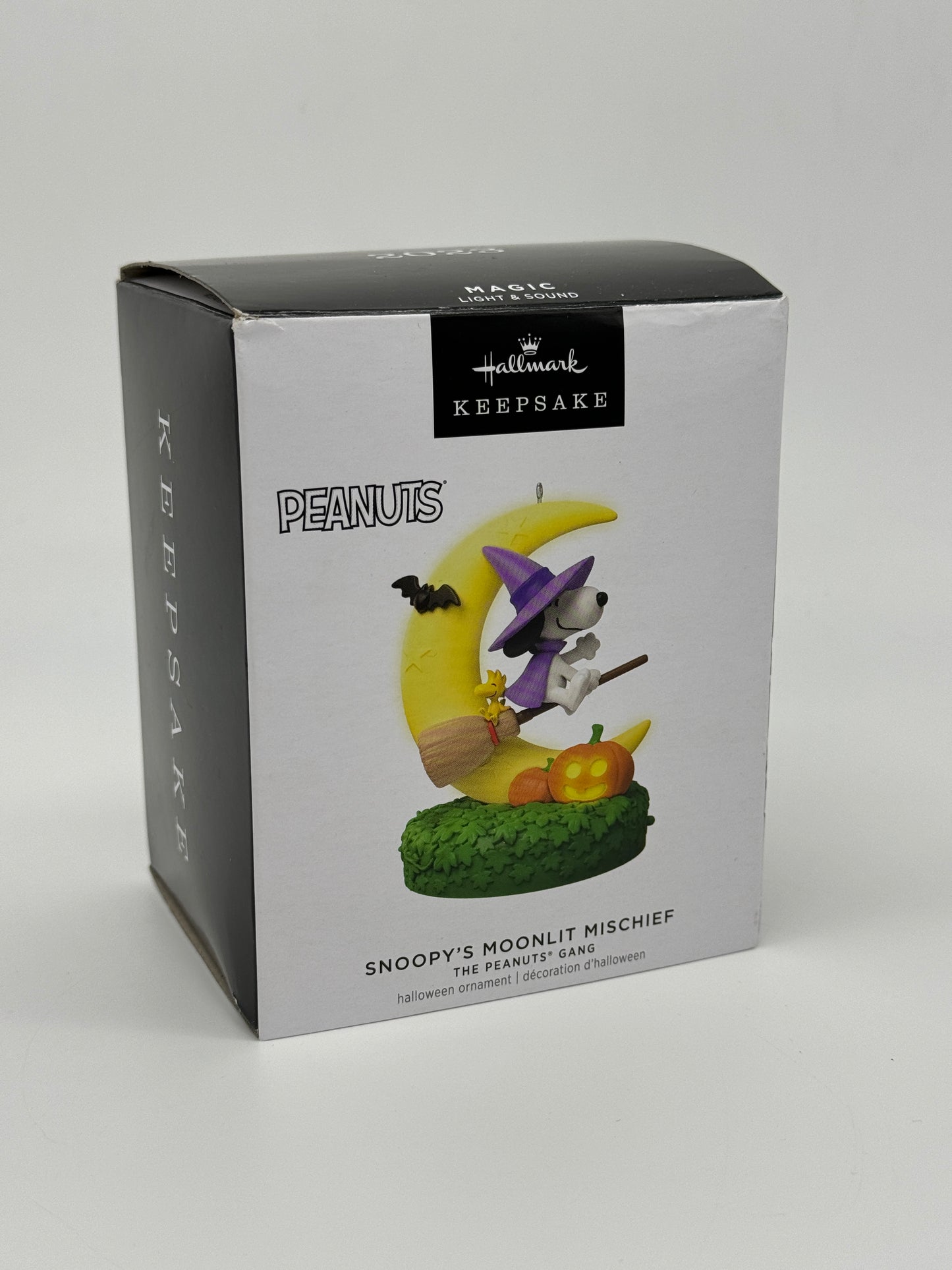 Hallmark Ornaments Keepsake 2023 "Snoopy's Moonlit Mischief" The Peanuts Gang