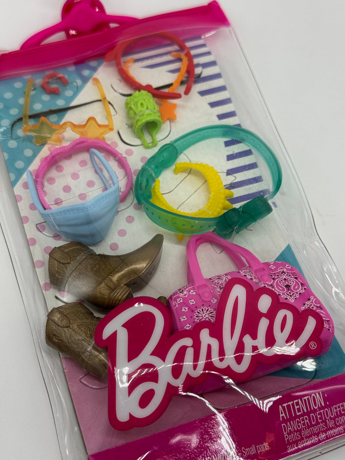 Barbie Fashions Zubehör "Cowboystiefel, Brille, Gürtel, Tasche u.v.m."