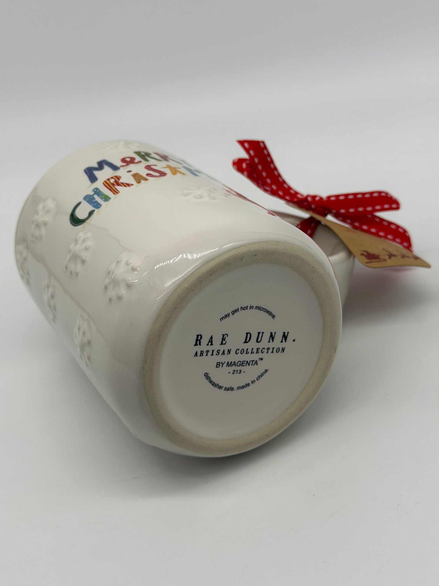 Rae Dunn Tasse "Merry Christmas mit Schneeflocken" Kaffeebecher Artisan Collection by Magenta (2025)