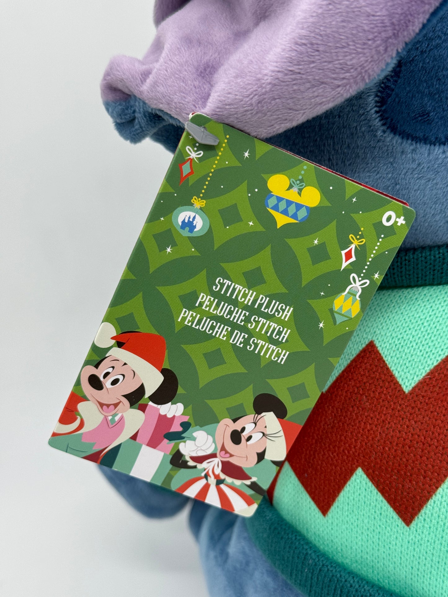 Lilo & Stitch "Stitch im Weihnachtsoutfit" Plüsch / Stofftier Disney (2023) - End of Toys Store