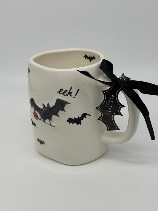 Rae Dunn Tasse "eek!" Fledermaus Halloween Kaffeebecher Artisan Collection by Magenta