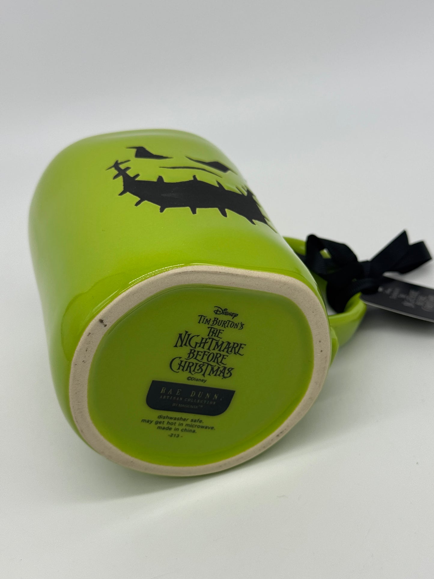 Rae Dunn Tasse "Oogie Boogie" Nightmare Before Christmas Mug Kaffeebecher Artisan Collection -213- by Magenta