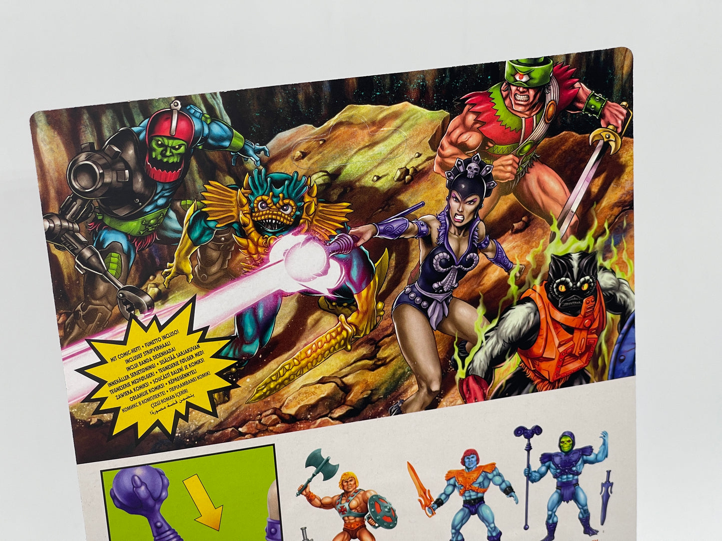 Masters of the Universe Origins "Evil-Lyn 200x" Wave 5, unpunched MOTU (Mattel)