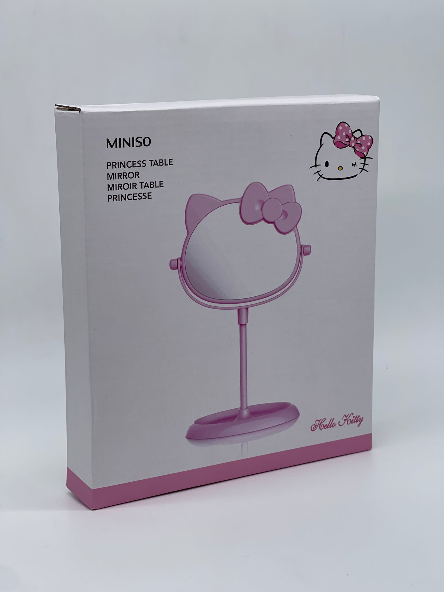 MINISO Japan "Hello Kitty Schminkspiegel Princess Table" Sanrio