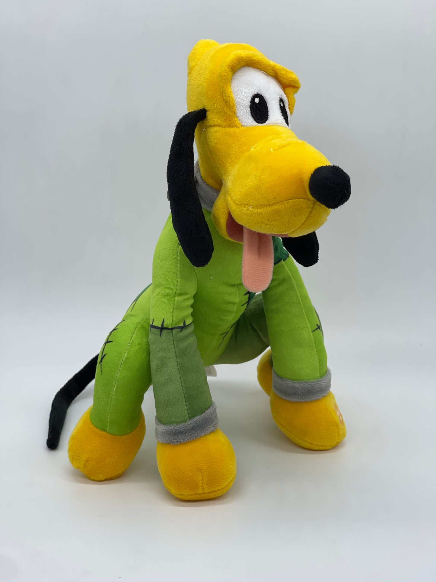Disney Halloween "Pluto Frankenstein" Plüschtier Stofftier mit Halloweensound