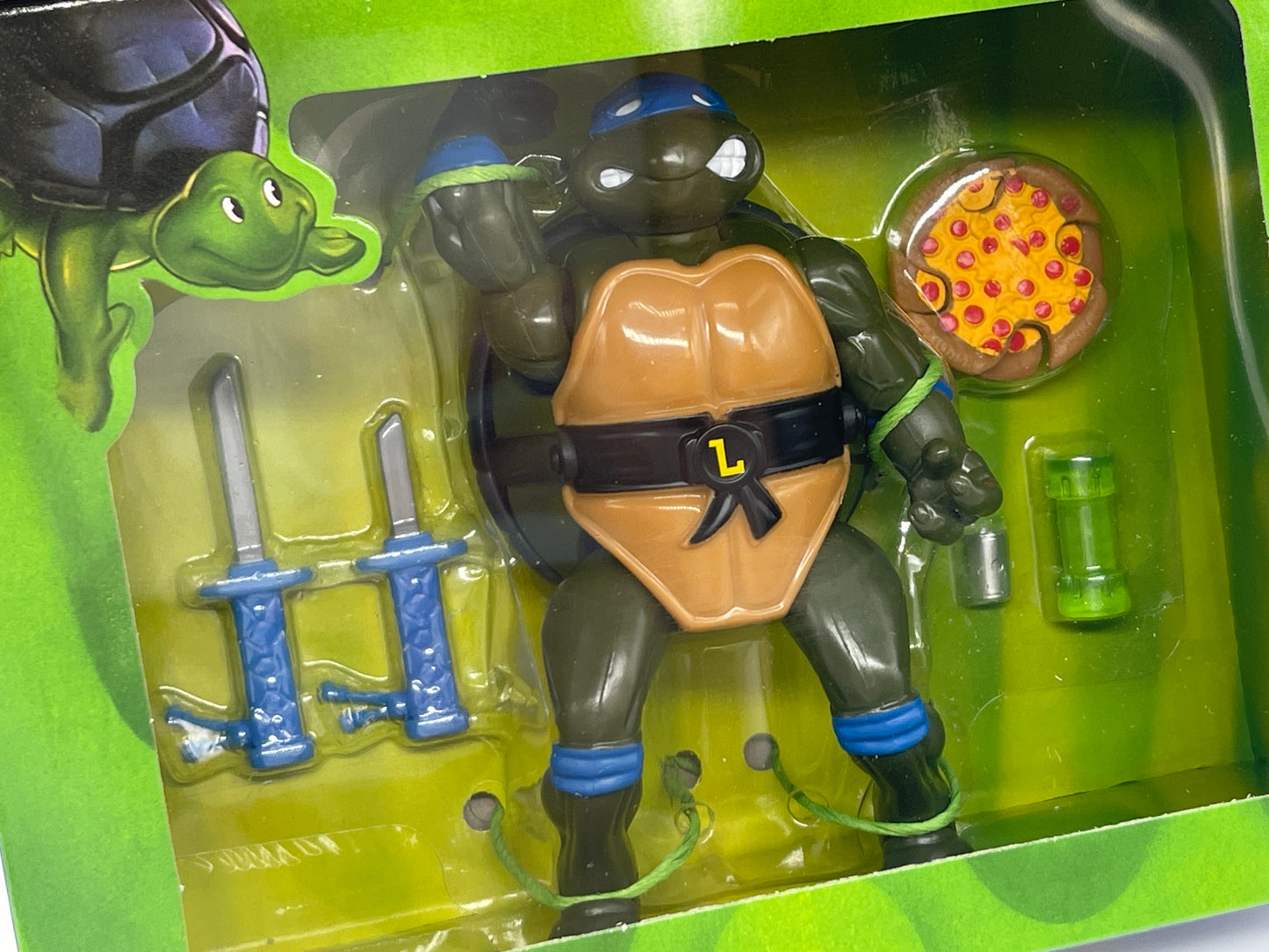 Teenage Mutant Ninja Turtles "Mutatin' Leo" The Making of a Ninja Target Exclusive