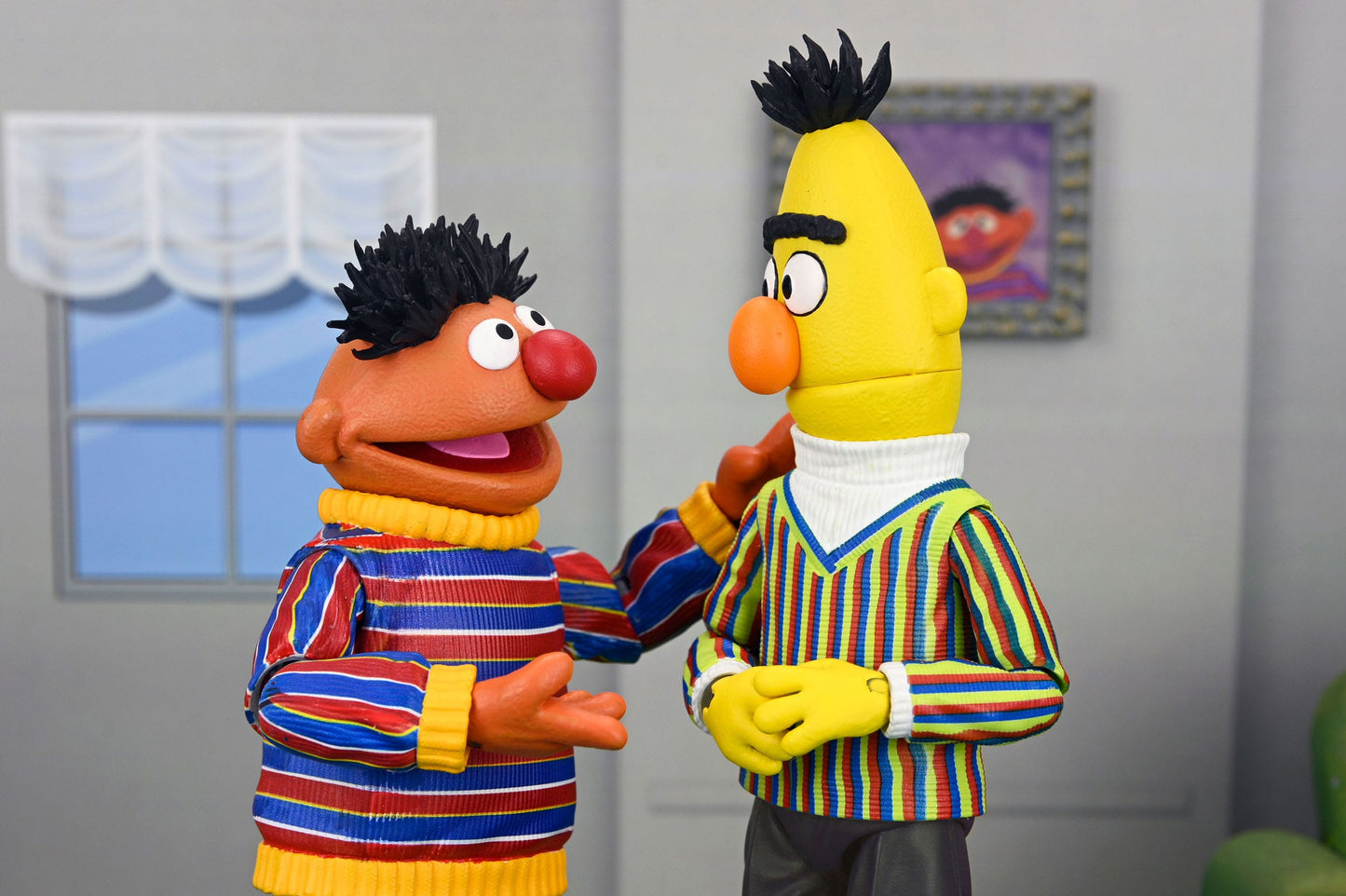 Sesamstraße "Ernie mit dem Buchstabe C" Sesame Street Ultimate Sammlerfigur 18 cm Neca (2024)