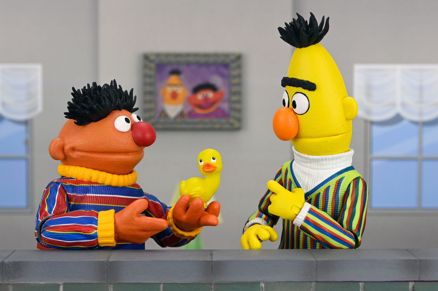 Sesamstraße "Ernie mit dem Buchstabe C" Sesame Street Ultimate Sammlerfigur 18 cm Neca (2024)