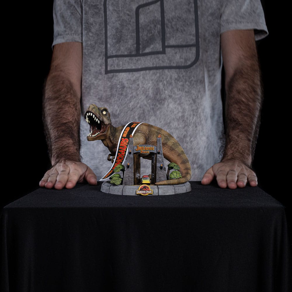 Figurine en PVC Mini Co. Jurassic Park « T-Rex Park Gate » T-Rex Illusion Deluxe 15 cm (2024)