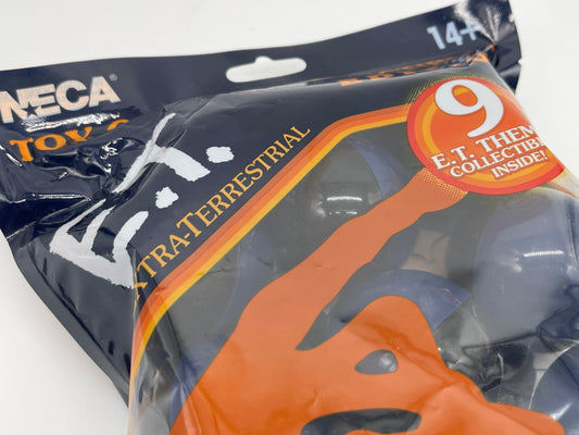 E.T. Edition "Toy Capsule Collectibles" 9 Kapseln mit 9 Collectibles (NECA)