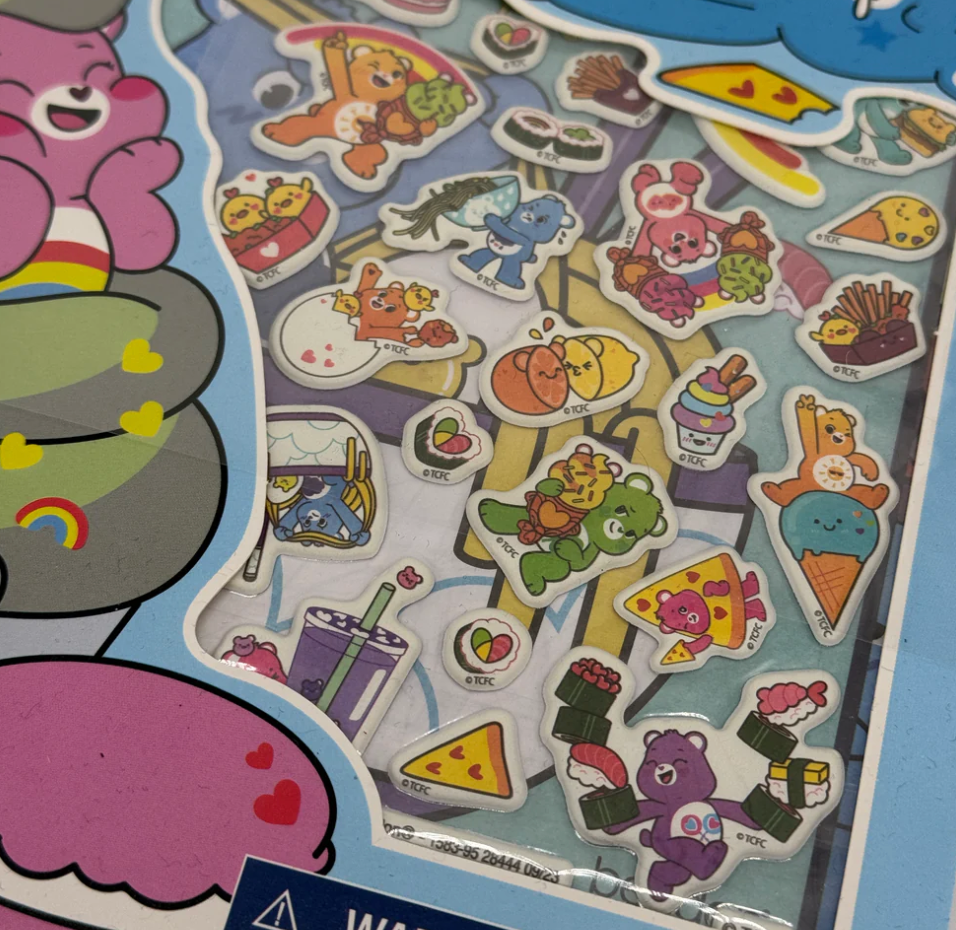 Sticker, Malbücher & Kreatives