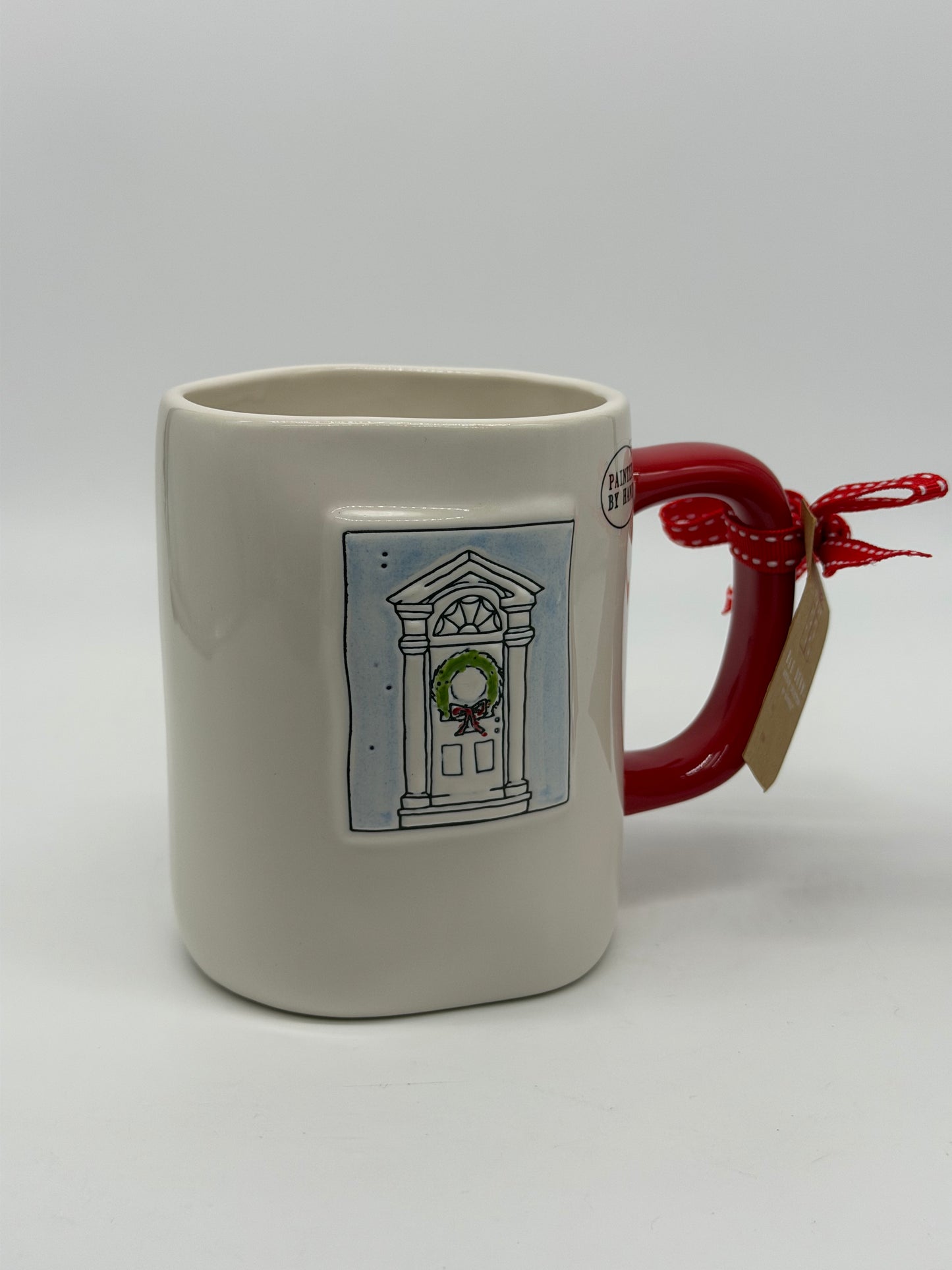 Rae Dunn Tasse "Deck the Halls" Weihnachten Kaffeebecher Artisan Collection by Magenta (2025)
