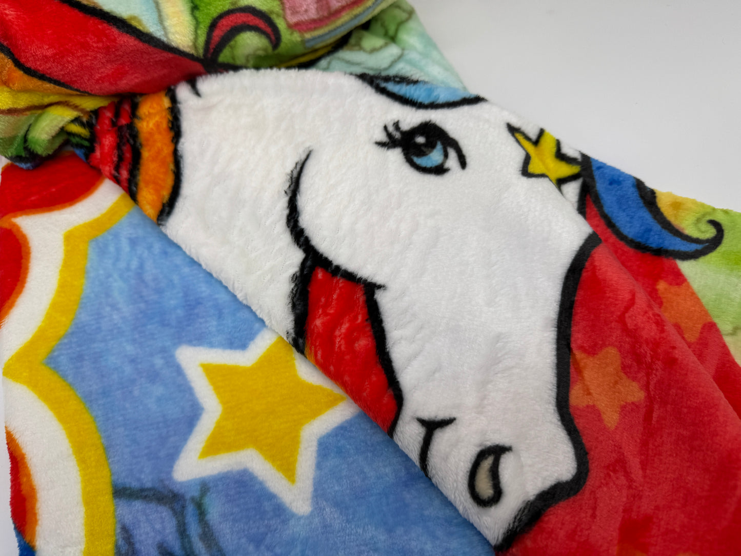 Regina Regenbogen "Fleecedecke" 127 x 152 cm Rainbow Brite 40 Jahre Anniversary