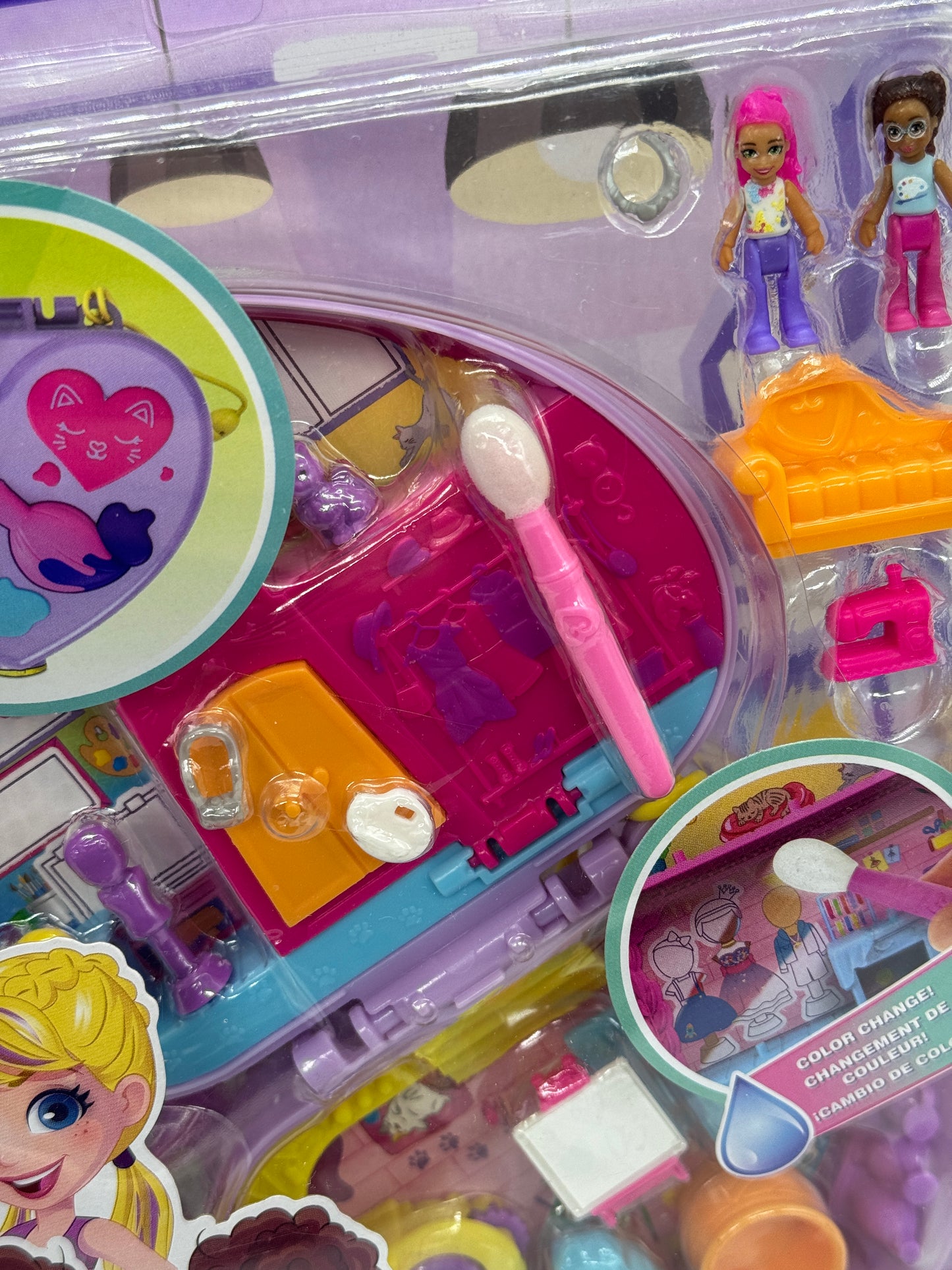 Polly Pocket "Kunstatelier Schatulle" Starring Shani mit 12 Pop & Swap Teilen (2021)