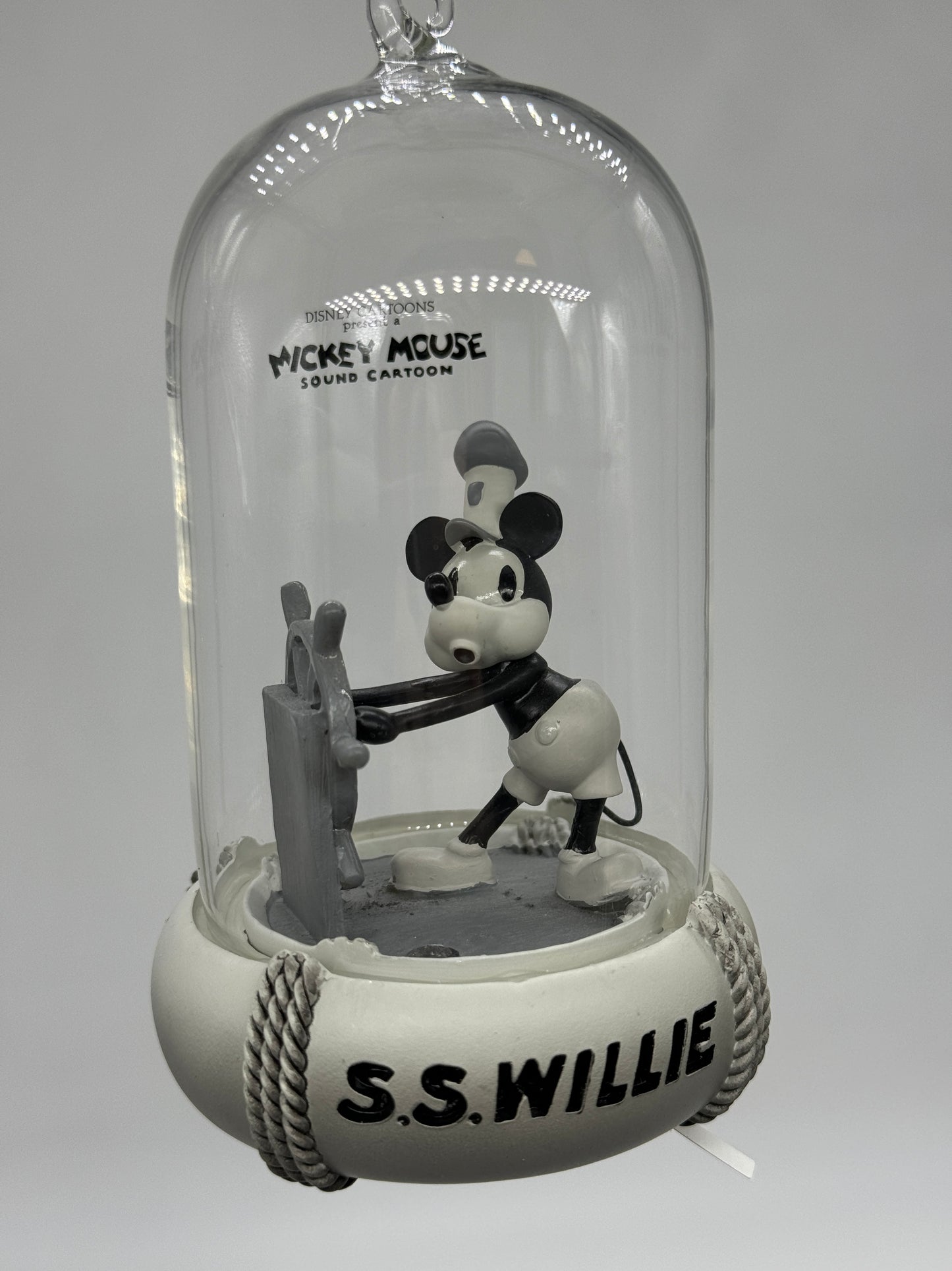 Steamboat Willie "Disney100 Eras Kollektion" Living Magic Sketchbook Ornament mit Leucht- & Soundeffekten