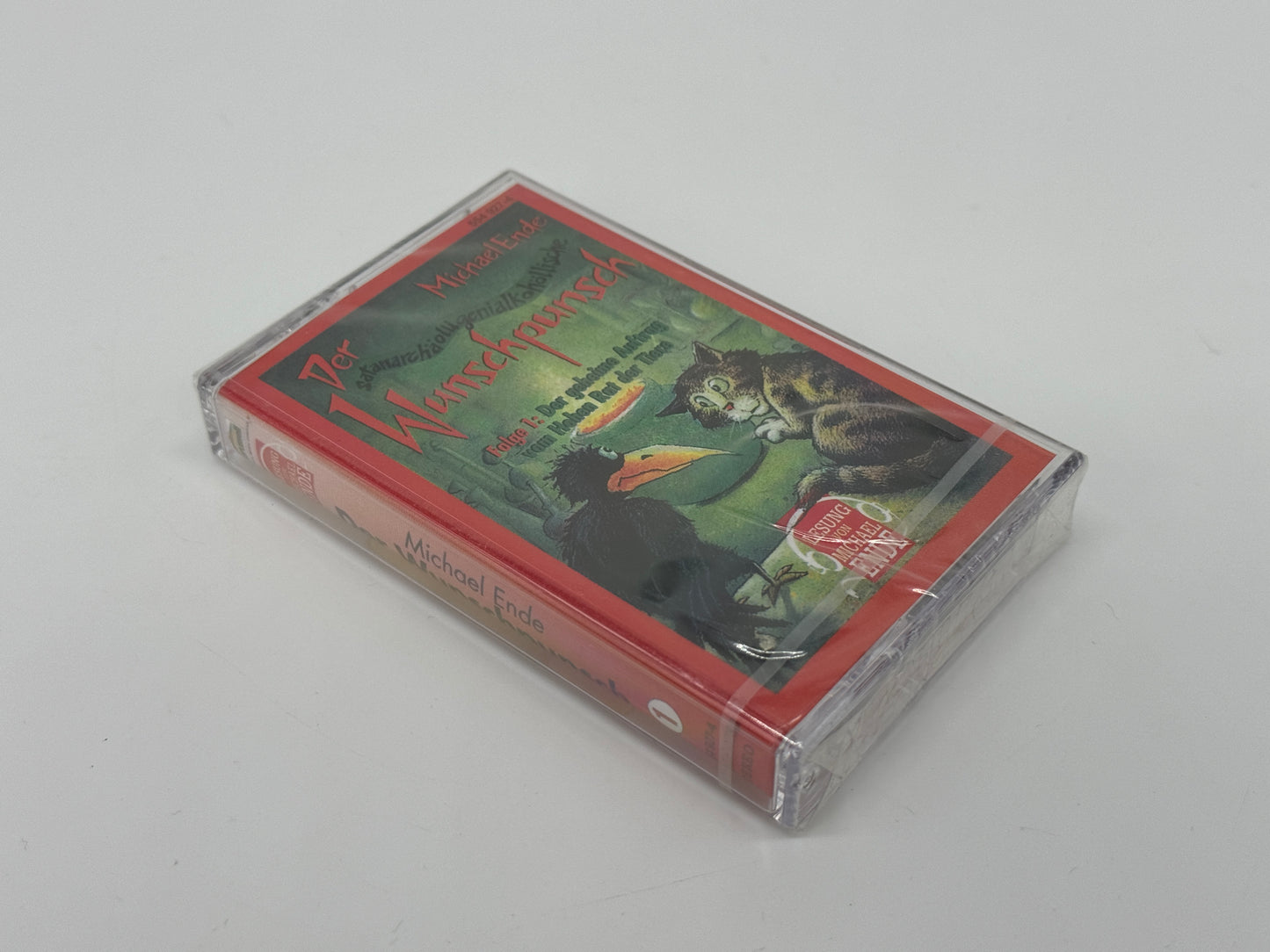 Cassette audio « Épisode 1 : La mission secrète » de Wish Punch (sous film rétractable) 