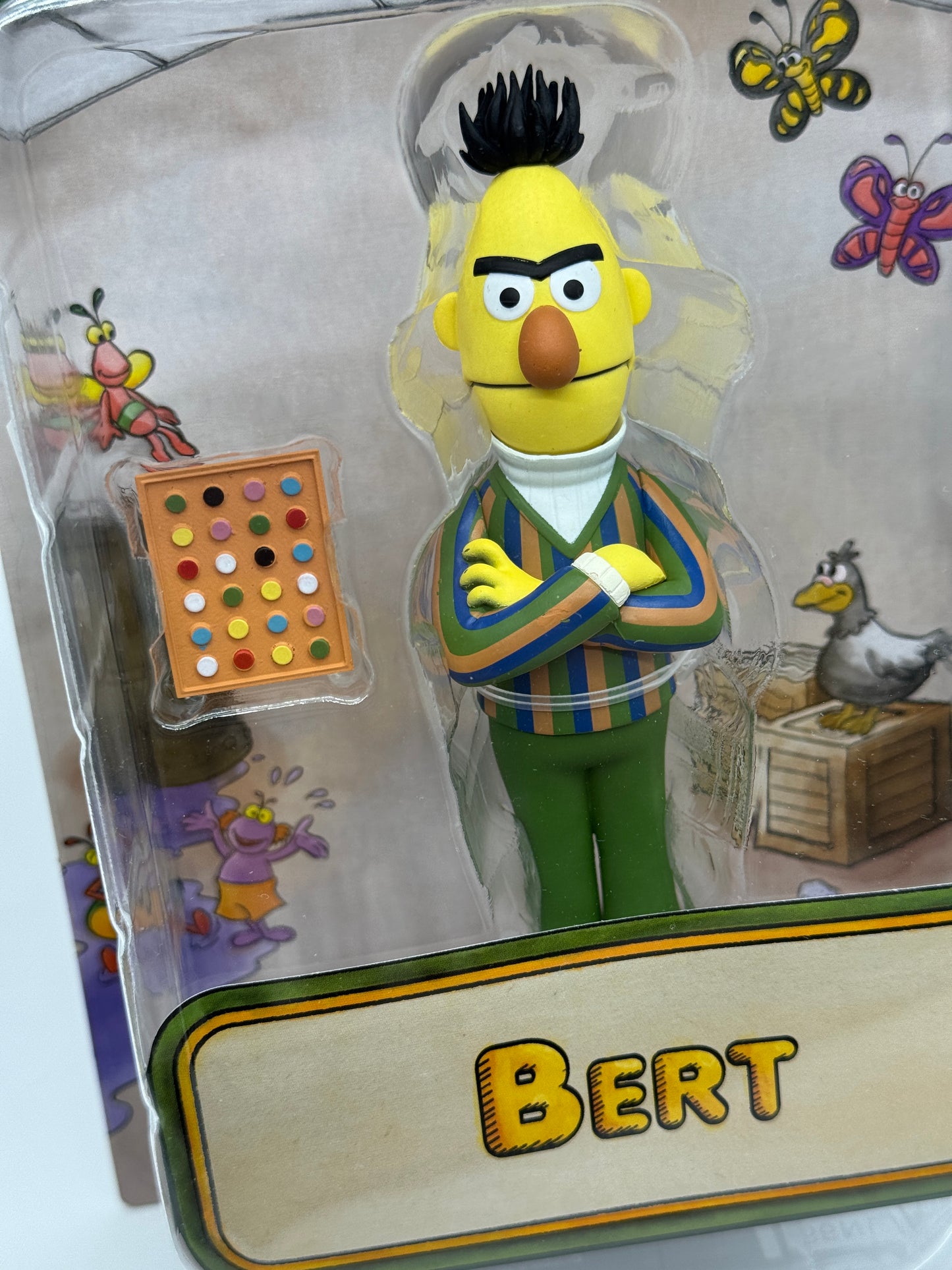 Sesame Street « Bert avec la lettre A » Figurine de collection ultime Sesame Street 18 cm Neca (2024)