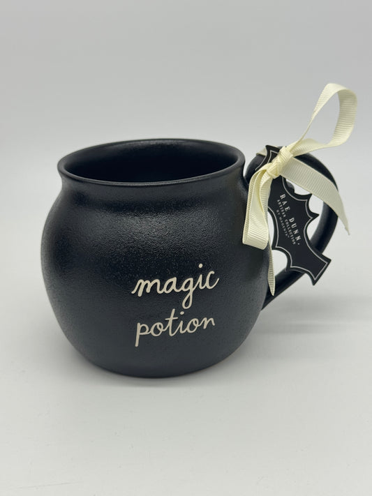 Rae Dunn Tasse "Magic Potion" Black Cauldron Hexenkessel Halloween Kaffeebecher Artisan Collection by Magenta