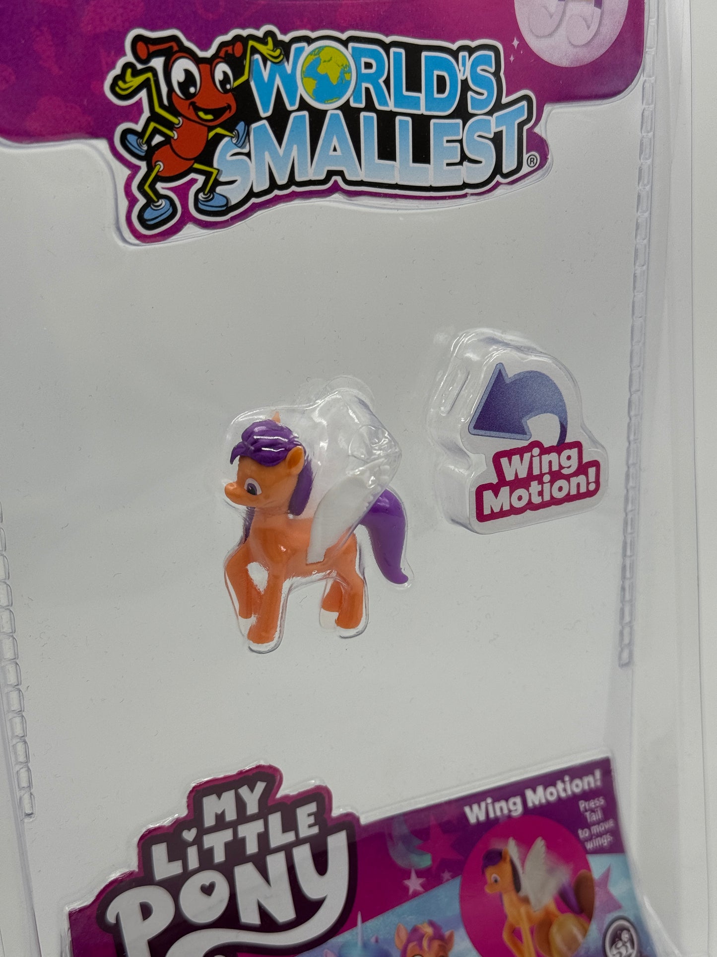 World's Smallest "Pipp Petals" mit Wing Motion Feature Miniaturfigur US Import (2023)