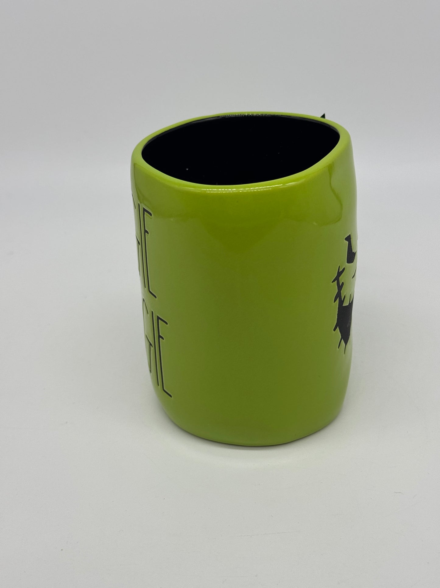 Rae Dunn Tasse "Oogie Boogie" Nightmare Before Christmas Mug Kaffeebecher Artisan Collection -213- by Magenta