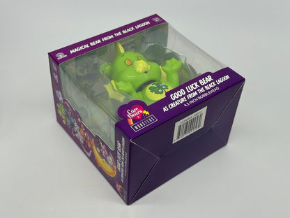 Care Bears x Universal Monsters "Good Luck Bear als Der Schrecken vom Amazonas" Die Glücksbärchis 4,5 Zoll Wackelkopf Figur (2025)