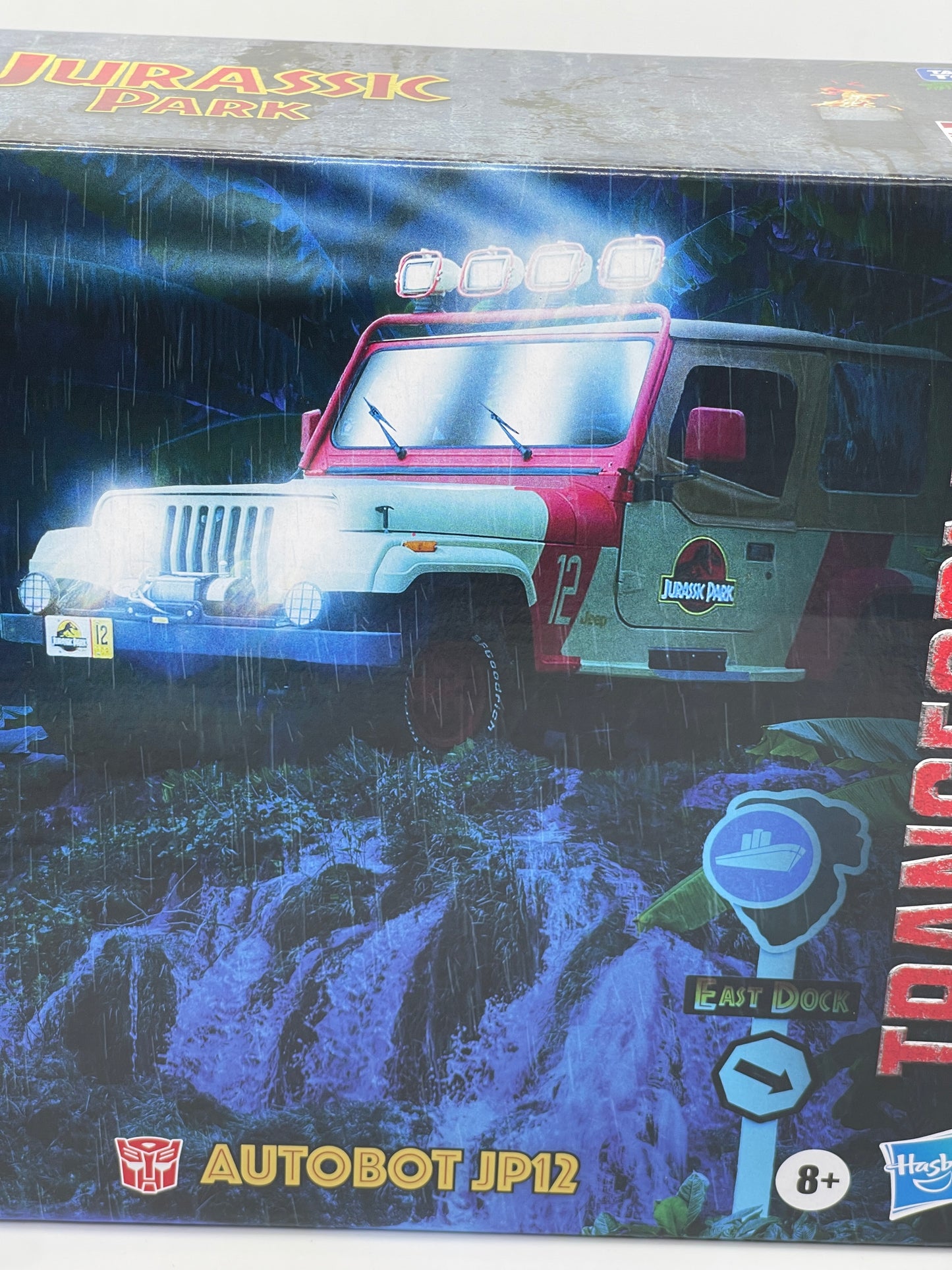 Transformers Jurassic Park "Dilophocon & Autobot JP12" Cross Collab 30th Anniversary