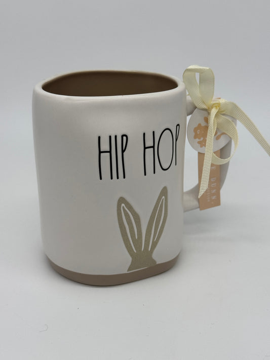 Rae Dunn Tasse "Hip Hop" Ostern Kaffeebecher -181- Artisan Collection by Magenta
