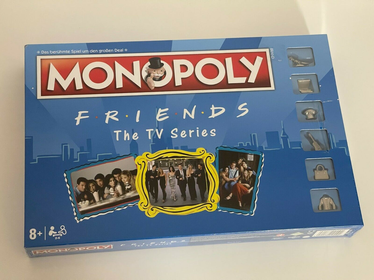 Monopoly - Friends - The TV Series - The cult board game with Joey, Chandler &amp; Co. 