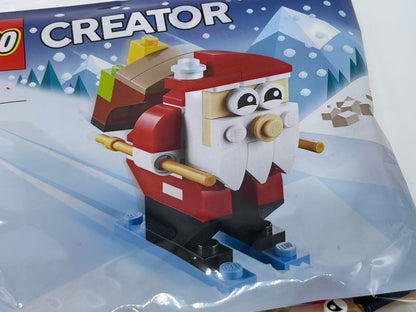 LEGO Creator "Weihnachtsmann / Santa Claus fährt Ski" (30580)