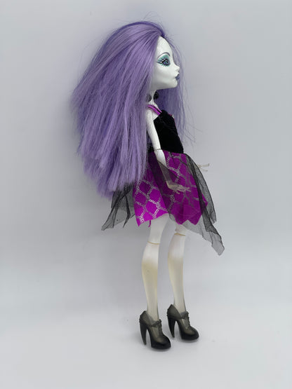 Monster High "Spectra Vondergeist" mit Leucht- und Geräuschfunktion (2012, Mattel)