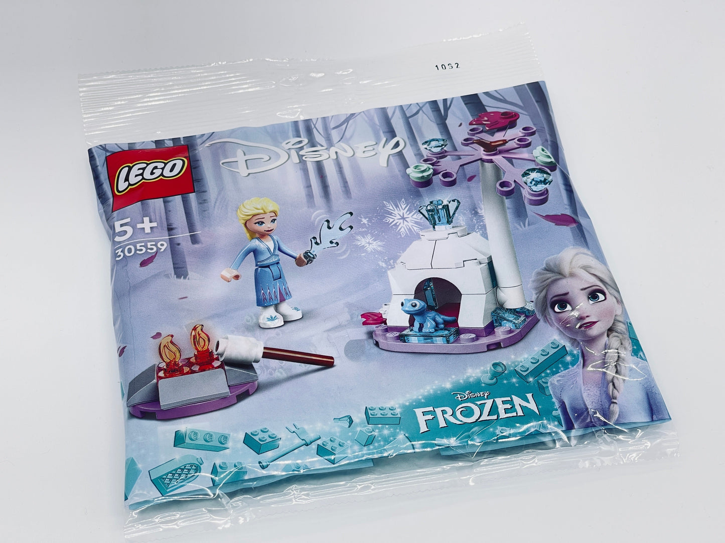 Polybag LEGO Elsa and Bruni's camp in the woods Disney Frozen 30559 
