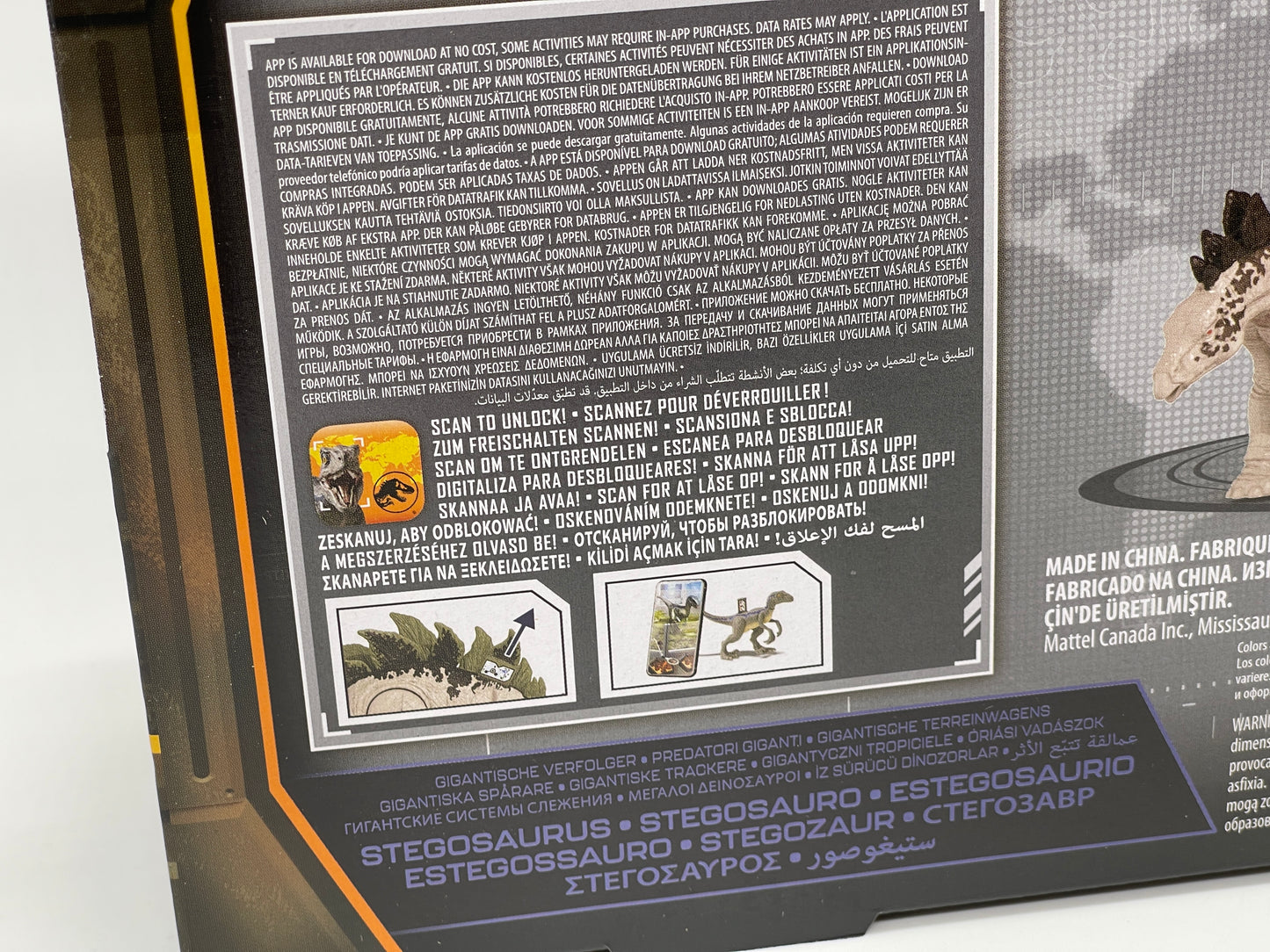 Jurassic World "Stegosaurus" Dino Trackers Gigantic Trackers (2023)