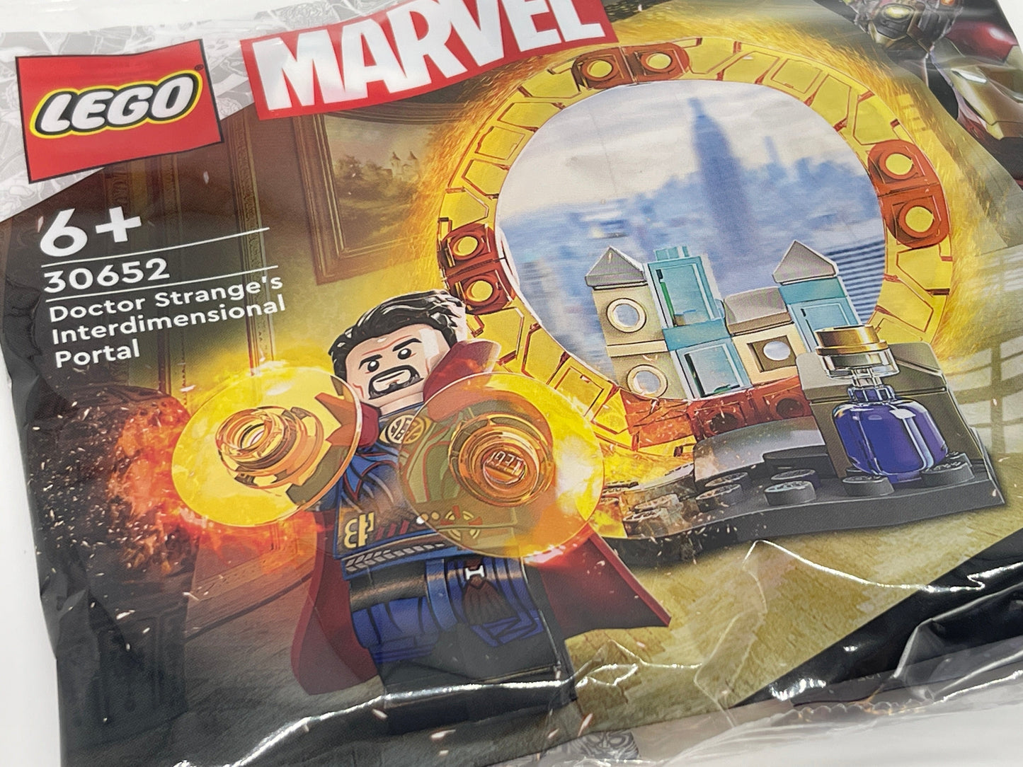 LEGO "Das Dimensionsportal von Doctor Strange" MARVEL Polybag #30652 (2023)