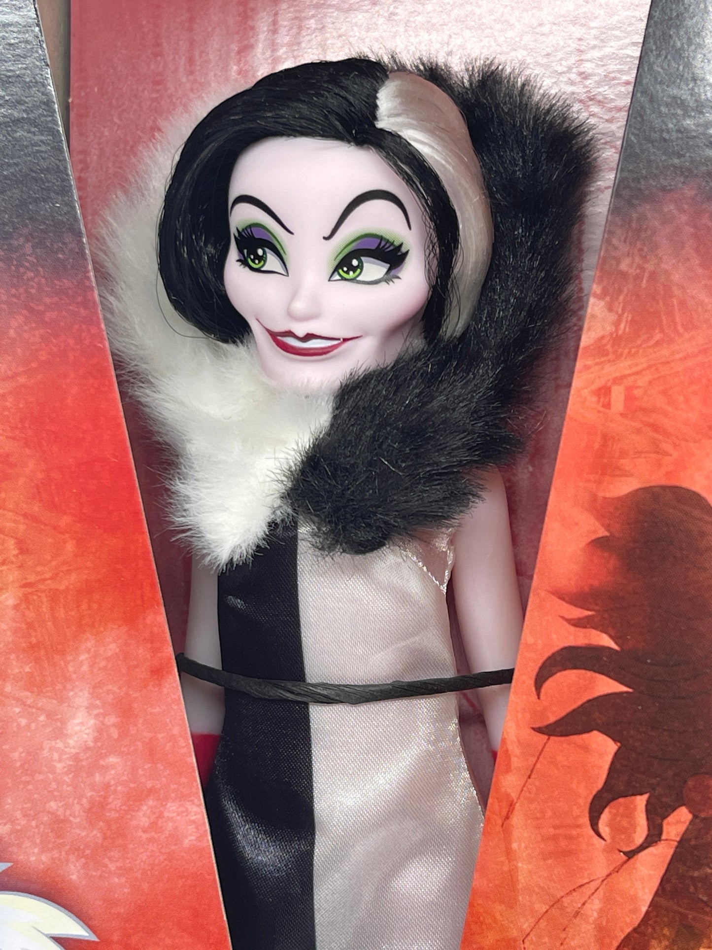 Disney Villains "Cruella De Vil" Fashion Puppe 101 Dalmatiner (Hasbro, 2021)