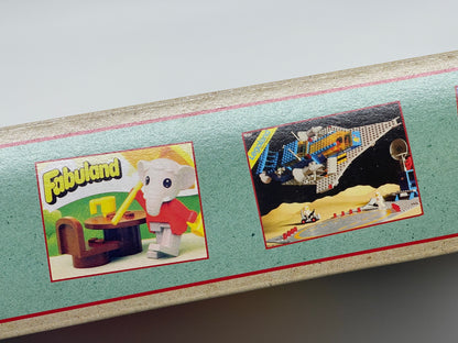 LEGO Classic "90 Jahre Spielspaß" 15 Modelle legendärer Spielzeuge (11021)
