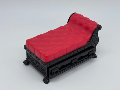 Monster High "Reclining Sofa / Bed with Secret Compartment" Secret Creepers Mattel (2013) 