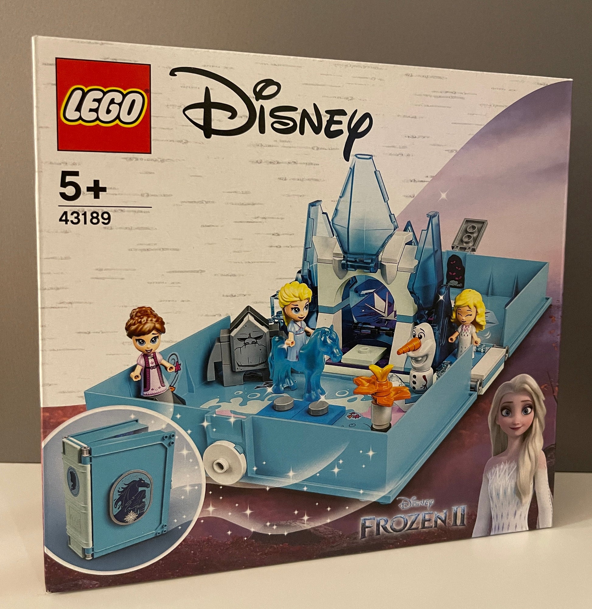 LEGO Disney - Elsas Märchenbuch - Die Eiskönigin Frozen II - 43189 – End of  Toys Store