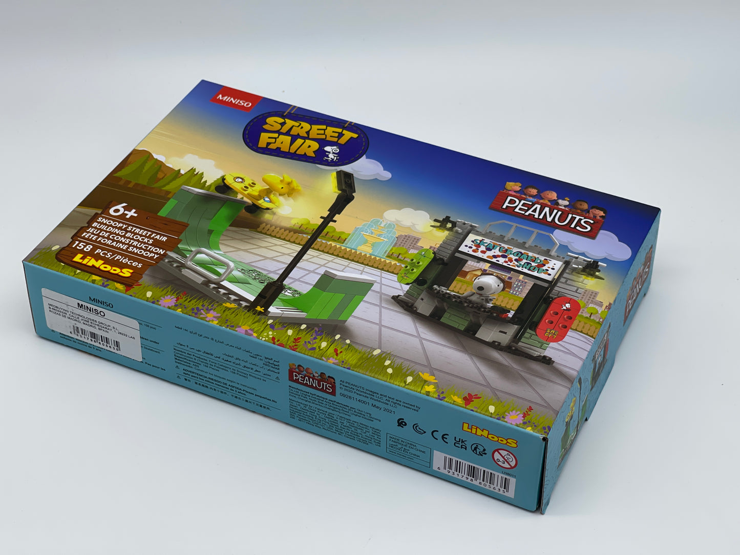MINISO Japan "Peanuts Skateboard Shop" Street Fair Building Blocks Linoos