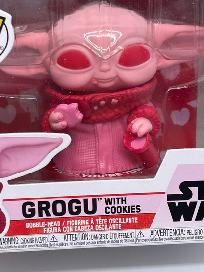 Funko Pop! "Grogu with Cookie" #493 Valentines Edition The Mandalorian