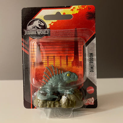 Jurassic World Micro Collection Stegosaurus T-Rex Blue Triceratops Dimetrodon