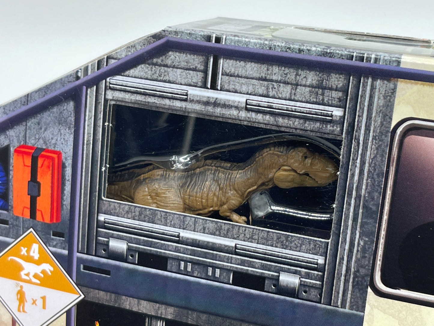 Jurassic World Dominion "Kampfaction Multipack" - 4 Dinos 1 Figur (Mattel)