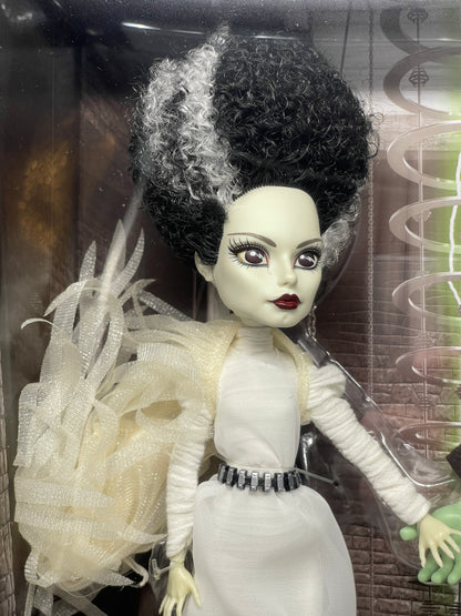 Monster High "Frankenstein & Bride Skullector" Mattel Creations Exclusive (2022)